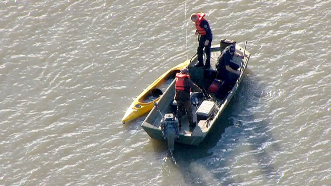 Kayaker found dead near Sauvie Island