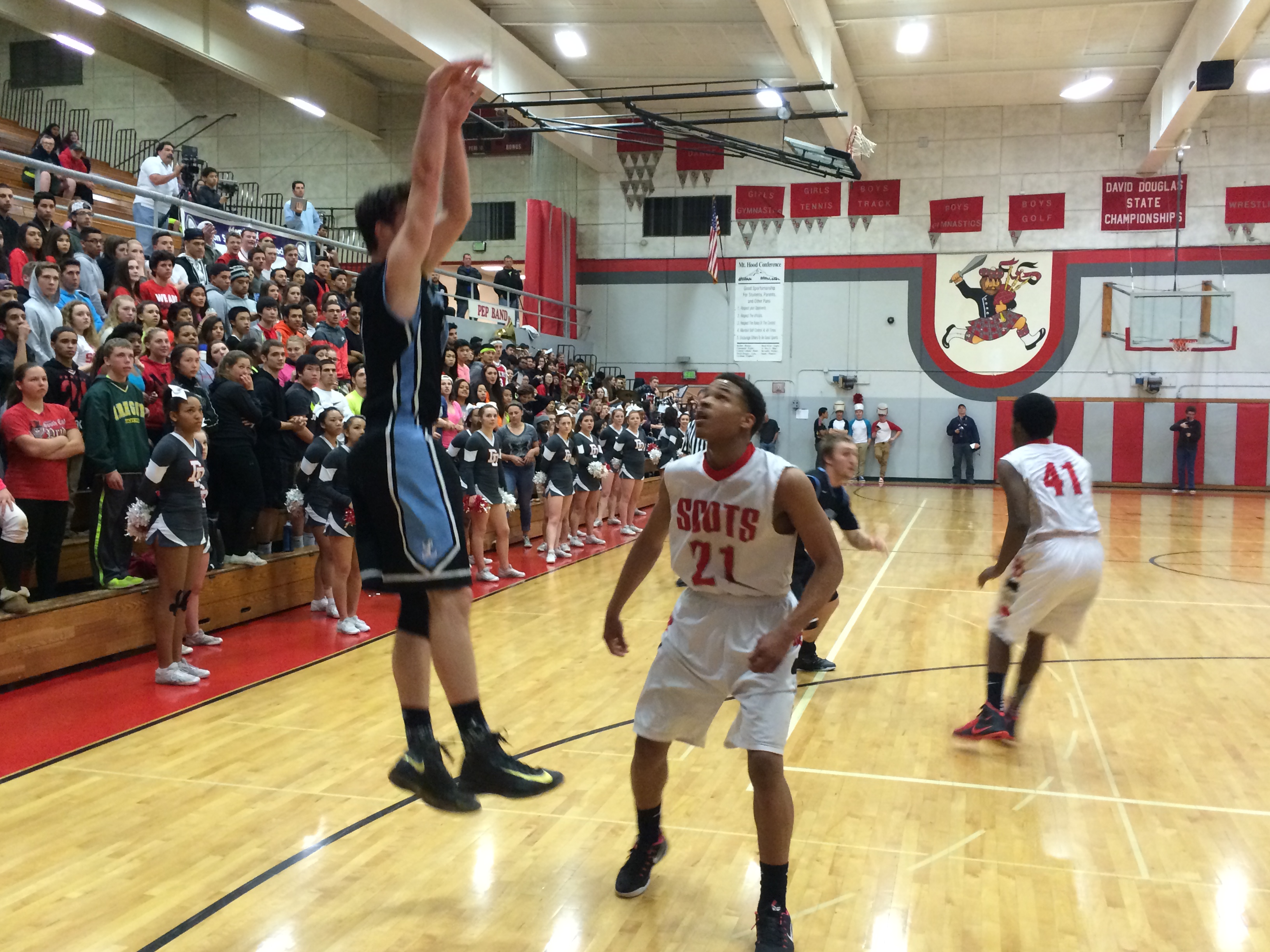 Spurgeon's gamewinning three seals Lakeridge's 5655 OT win over David