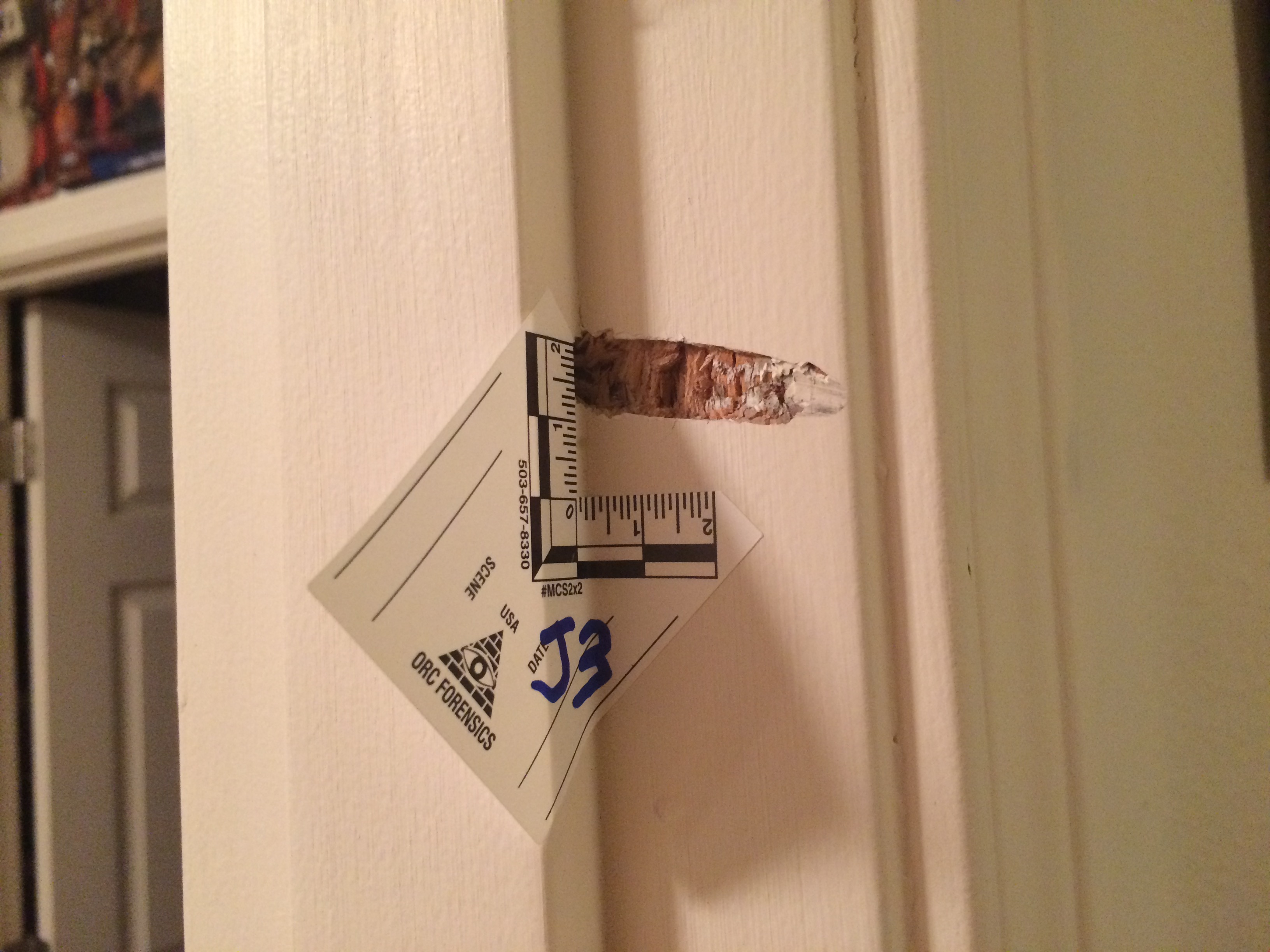 Gunman opens fire on SE Portland home with sleeping couple inside | kgw.com