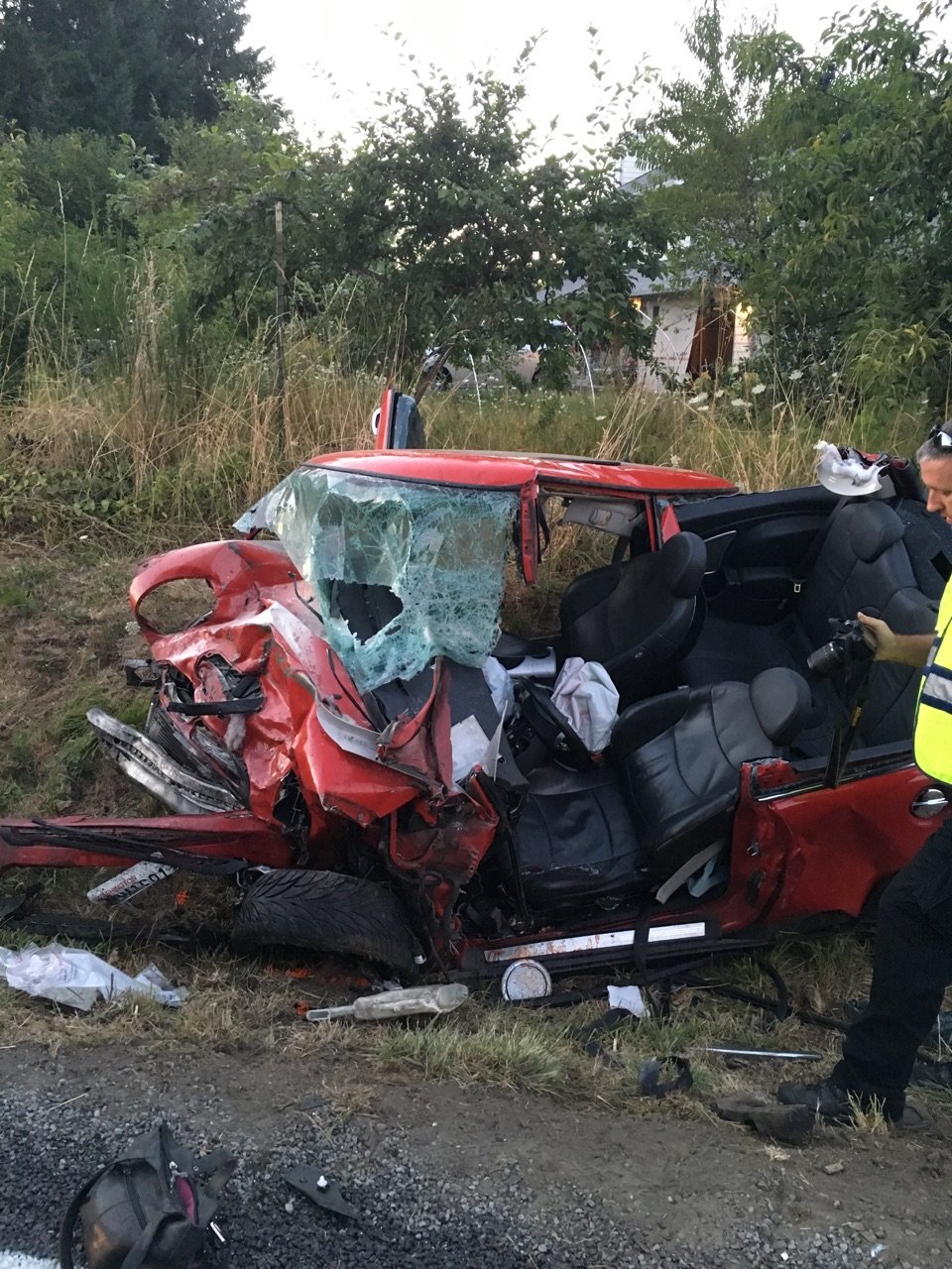 Headon crash in Ridgefield sends four people to the hospital