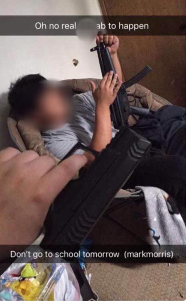 Longview police arrest teen over threatening Snapchat photo - kgw.com