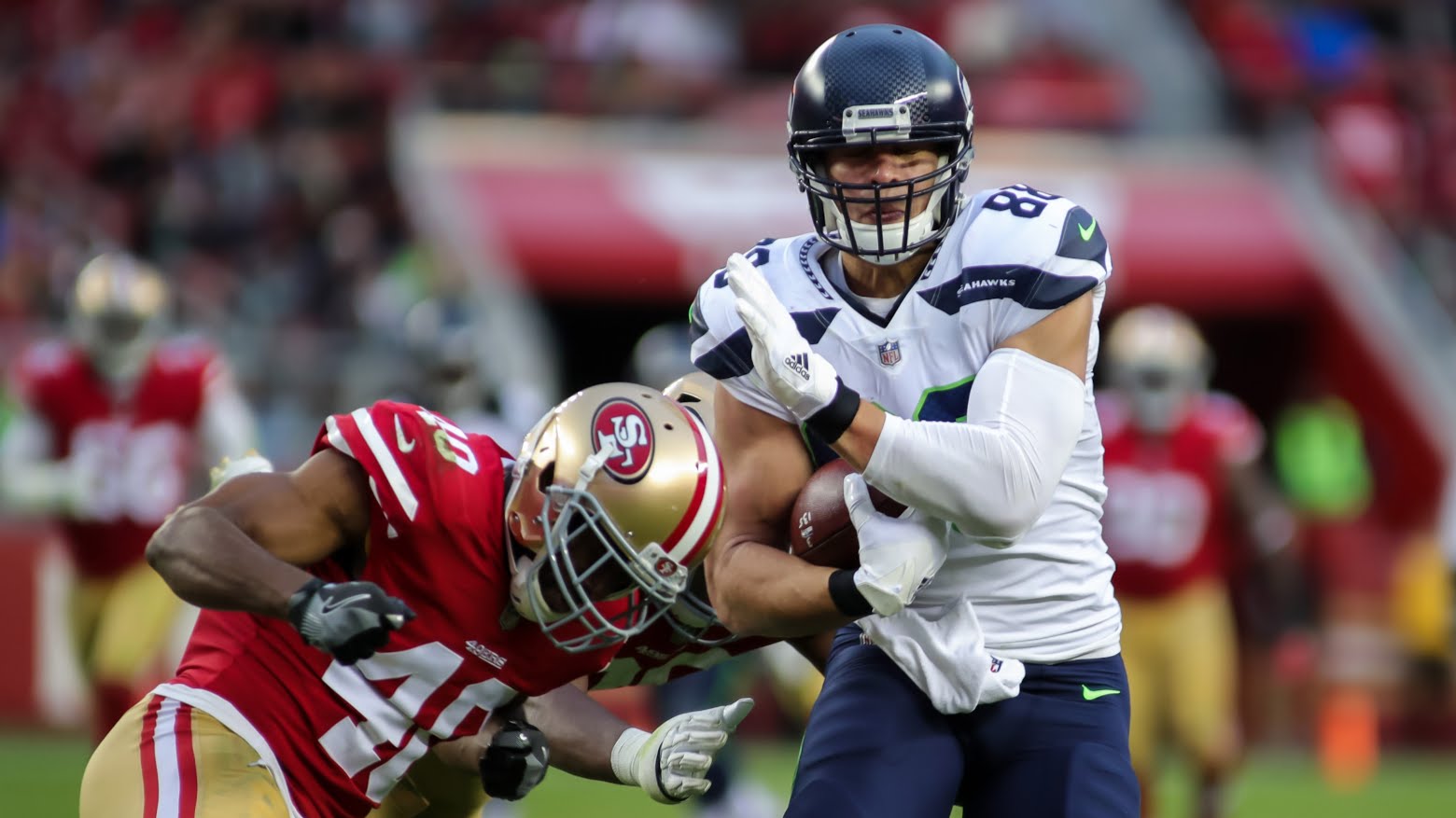 Seahawks' TE Jimmy Graham out for season with knee injury