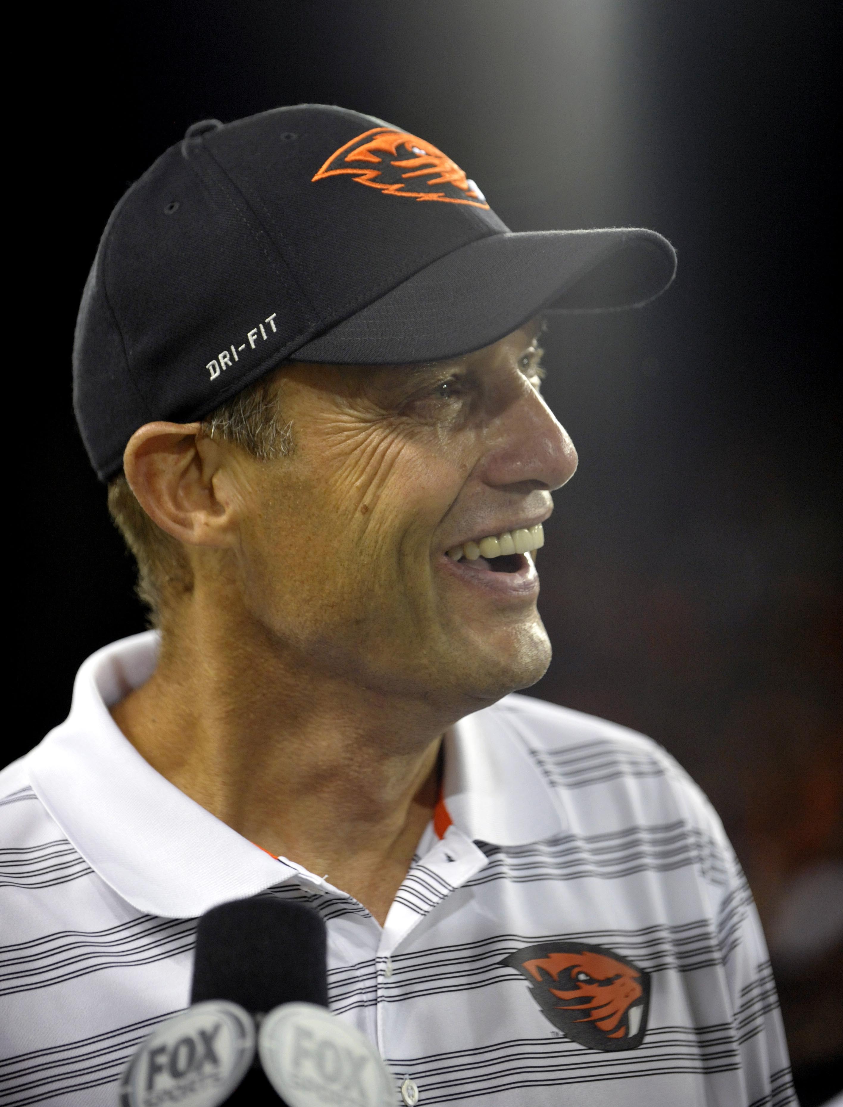 Riley, Pac-12's longest-tenured coach, leaves for Huskers | kgw.com